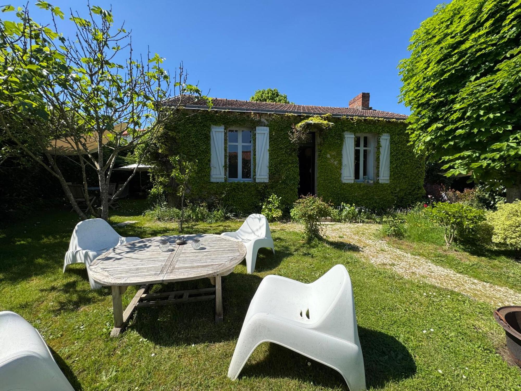 Cottage-Saint Laurent Sur Sevre Exterior foto